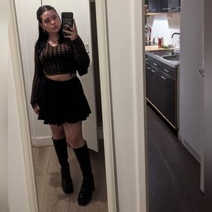 Meet your Posher, Mia rose